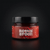 Rocky Spoon čili paprikų džemas stiklainyje ant tamsaus fono / Rocky Spoon chili pepper jam jar on dark background premium product photo